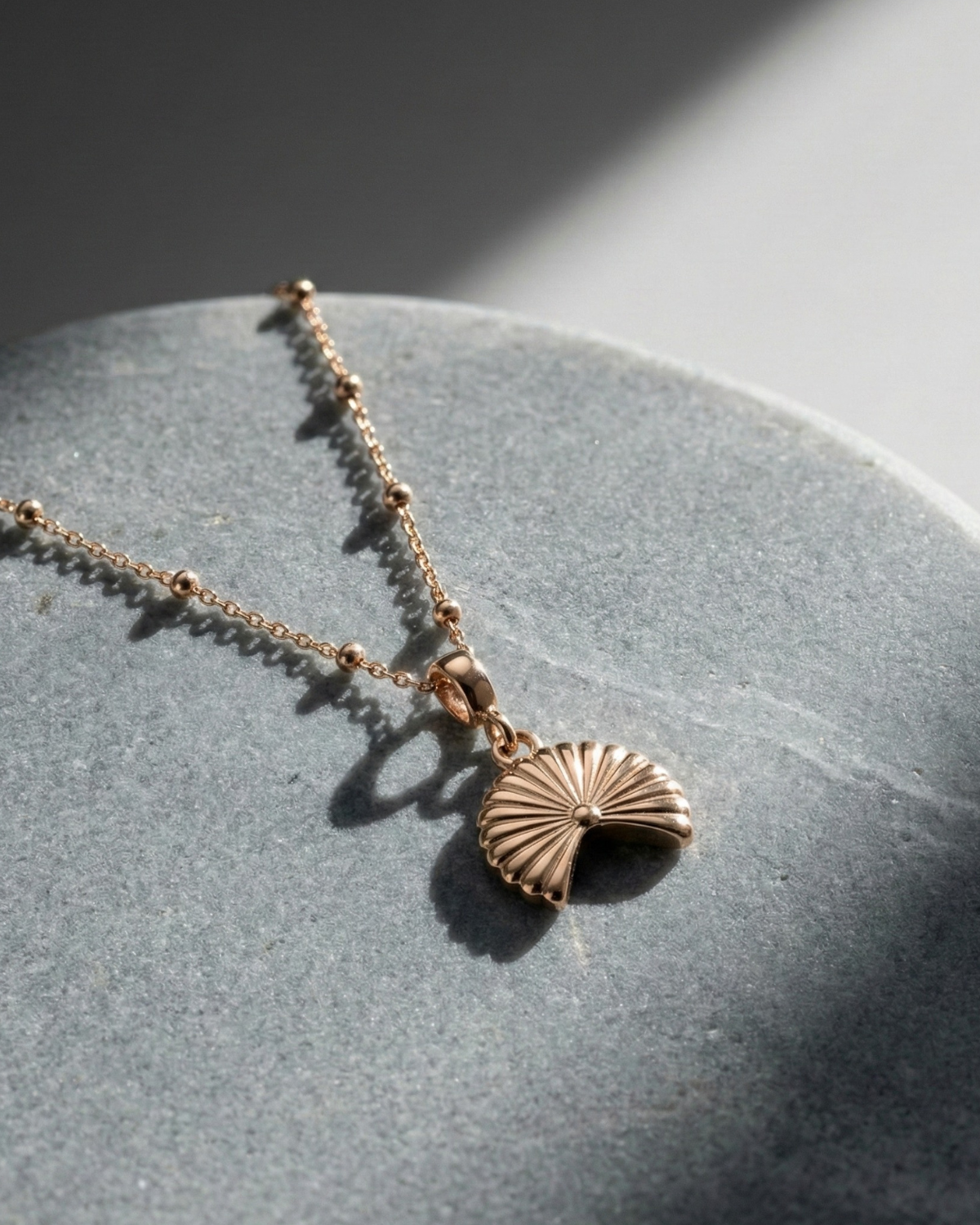 Aurazzure gold necklace silver