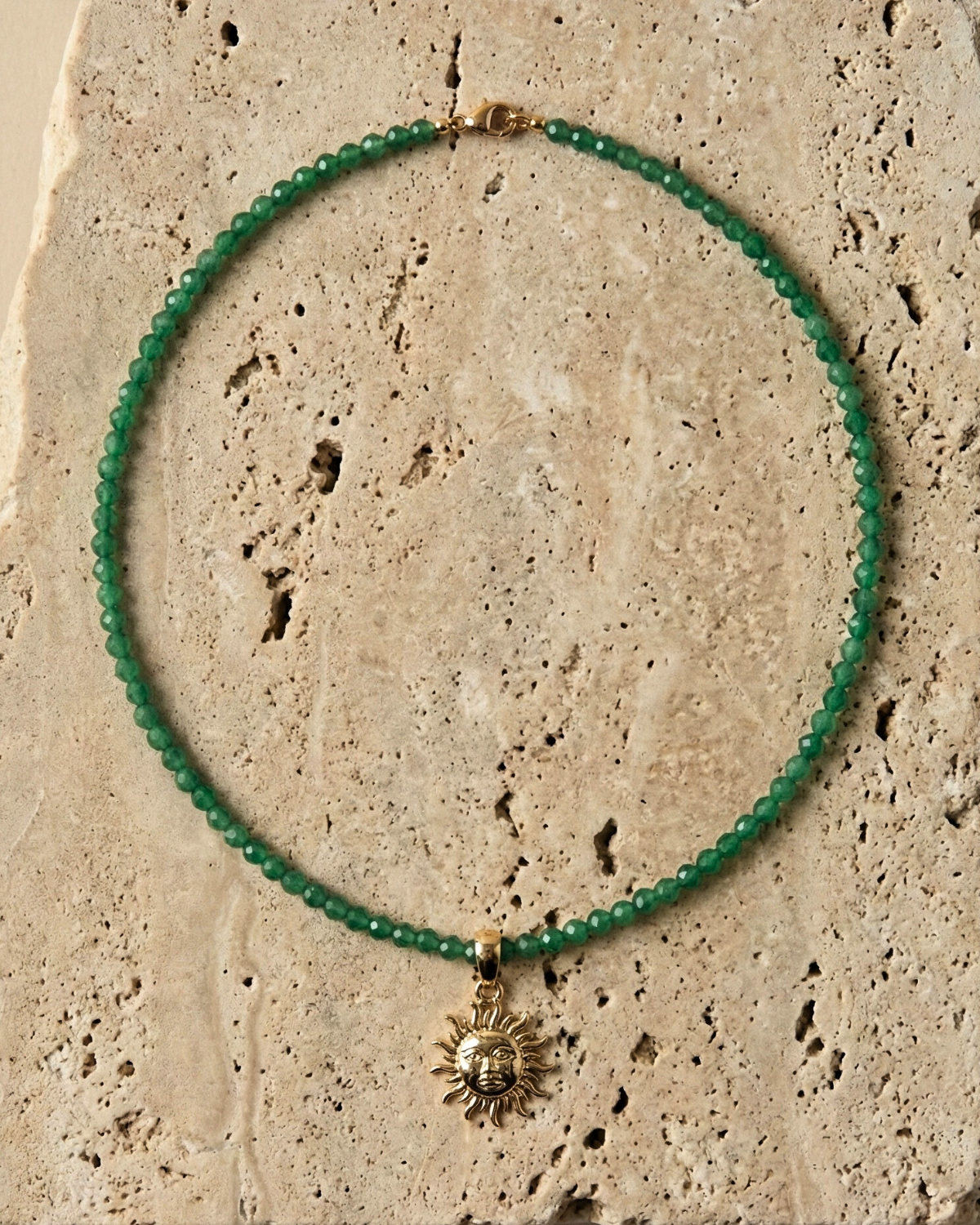 Aurazzure sun green necklace