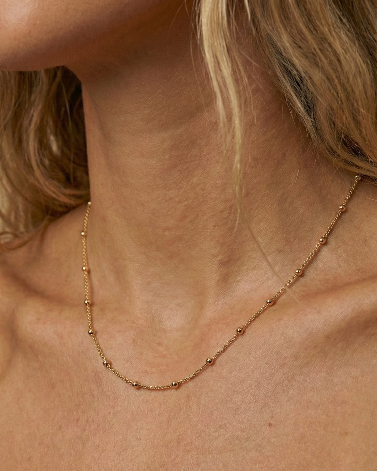 Minimal necklace Aurazzure