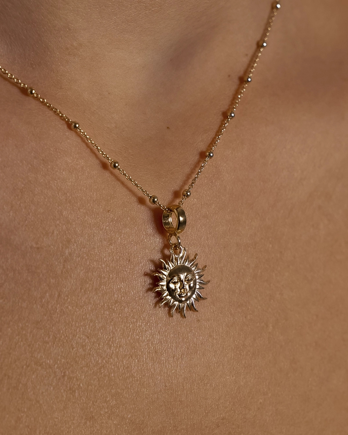 collar sol dorado de plata para mujer de aurazzure